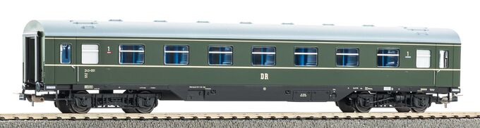 Modernisierungswagen 1. Klasse A4ge DR III mit Sch&uuml;rze