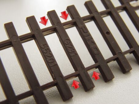 Track Power Clip - Analog Layouts