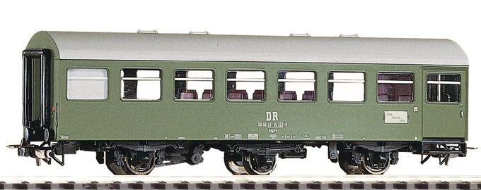 Reko 3-AxleCoach 2nd Cl., DR IV