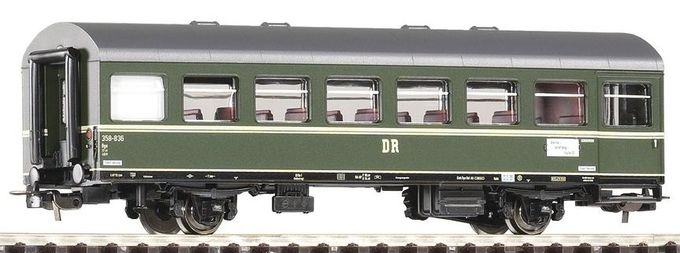 Reko 2-Axle Coach 2nd Cl. DR III