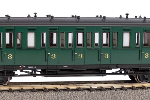 GER: Abteilwagen 3. Klasse SNCB III mit Bremserhaus