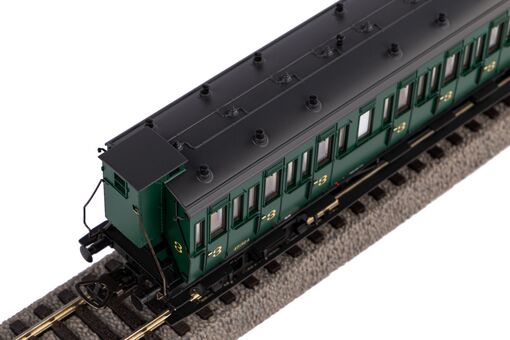 GER: Abteilwagen 3. Klasse SNCB III mit Bremserhaus
