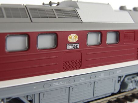 Diesellok BR 130 DR IV mit Widerstandsbremse