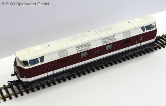 Diesellok 118 131-2 DR IV GFK
