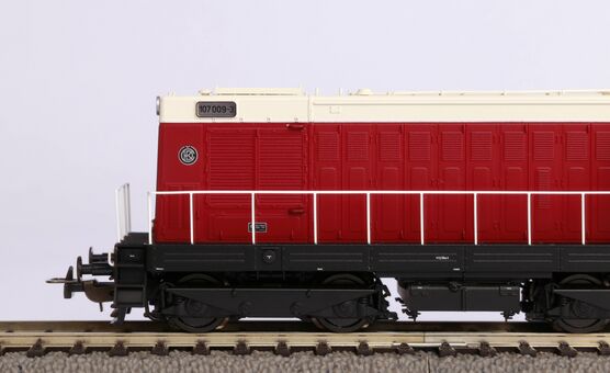 Diesellok BR 107 DR IV Wechselstromversion
