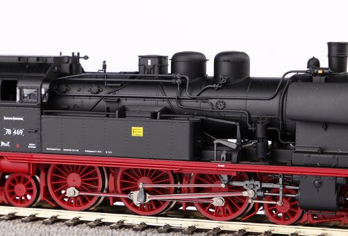 ~BR 78 DR III + PluX22 Dec.
