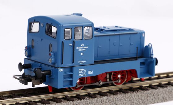 V23 Diesel loco "Mansfeld-Kombinat" IV
