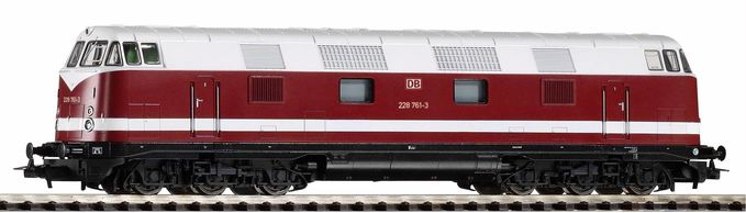 BR 228 Diesel loco w/6 axles DB AG V