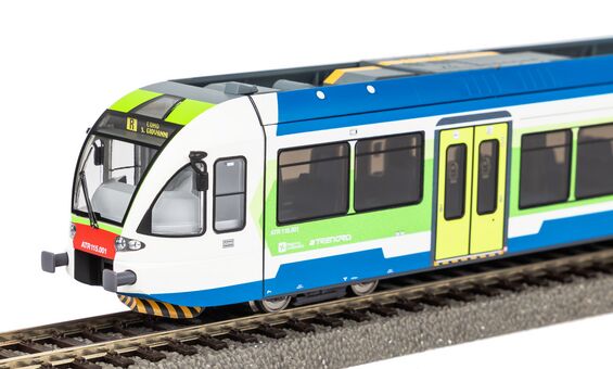 GTW 2/6 Stadler ATR 115 Commuter train Ferrovia Nord Milano VI