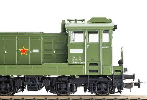 GER: Diesellok T445.0 CSD III + DSS PluX22