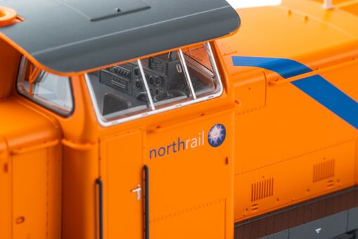 GER: Diesellok BR 211 NorthRail VI + DSS PluX22