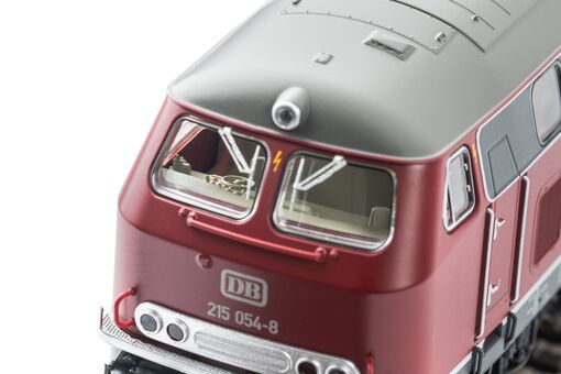 GER: Diesellok BR 215 DB IV + DSS PluX22