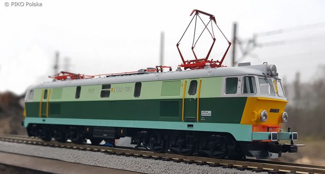 ET22-1083 PKP V + DSS PluX22