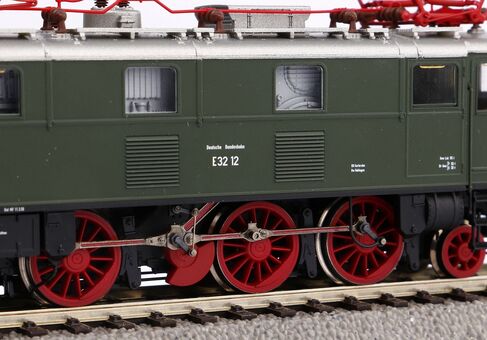 E-Lok BR E 32 DB III Wechselstromversion