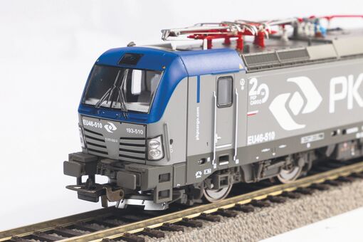 Elektrolok Vectron EU46 PKP Cargo VI