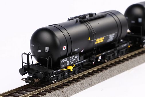 2 pc. 406R Zas Tank car set PCC Spedkol VI