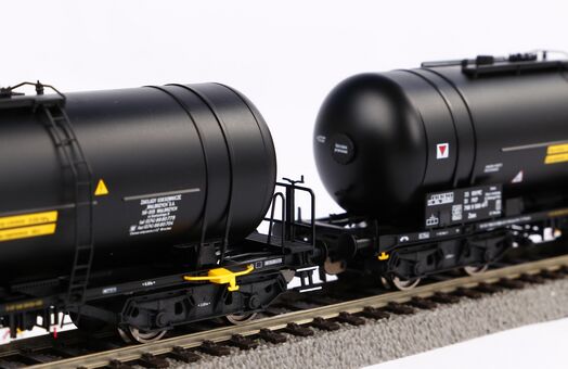 2 pc. 406R Zas Tank car set PCC Spedkol VI
