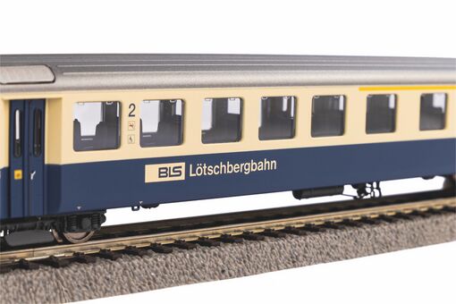 EW I-Wagen 1. / 2. Klasse Wortschrift BLS IV