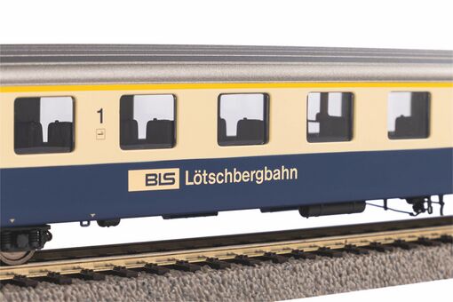 EW I-Wagen 1. Klasse Wortschrift BLS IV