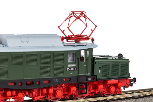 E-Lok BR 254 DR IV