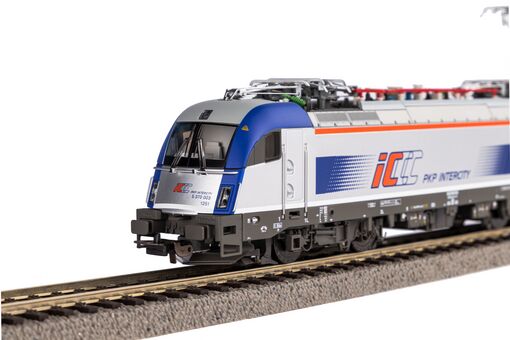 Elektrolok BR 183 Husarz PKP VI Intercity