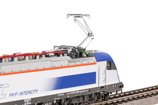 Elektrolok BR 183 Husarz PKP VI Intercity