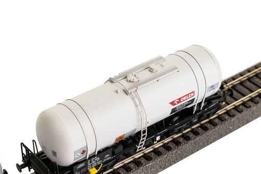 GER: 2er Set Kesselwagen 406Ra Orlen VI