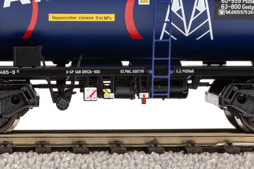 2-pk 406Ra Tanks PKP VI