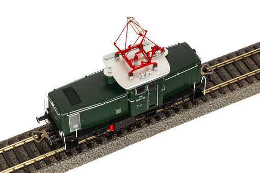 GER: E-Lok Rh 1067 gr&uuml;n &Ouml;BB III + DSS PluX22