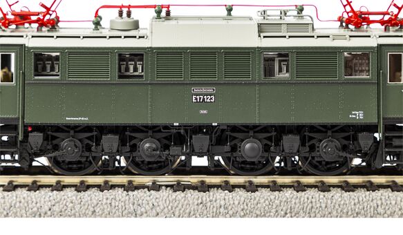GER:E-Lok E 17 DR III