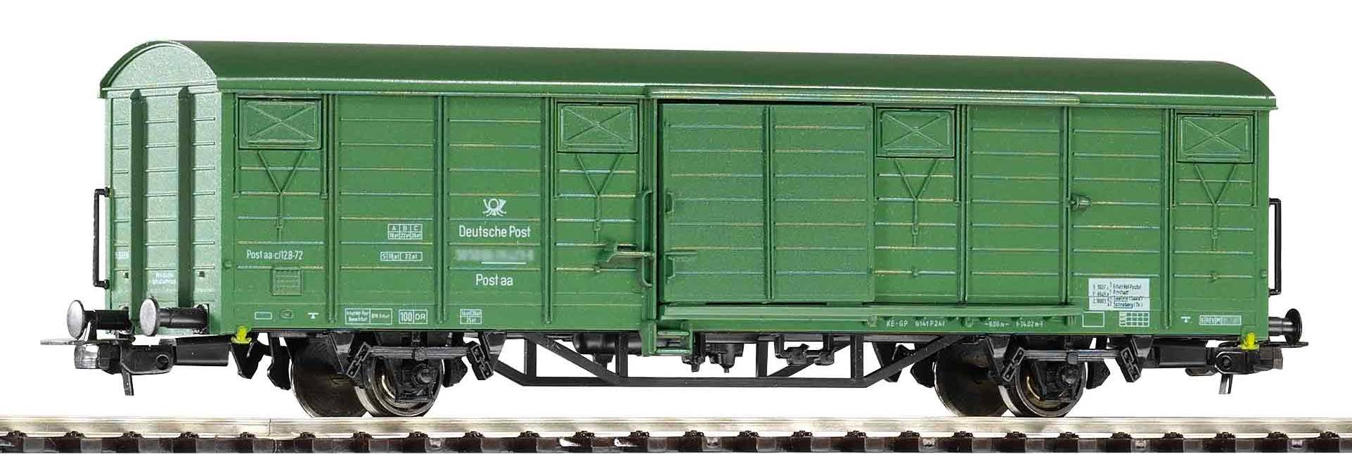 Gedeckter Güterwagen Post aa DR IV Buy modeltrains | PIKO Webshop