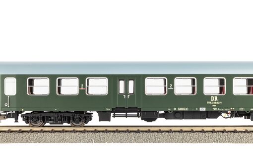 GER: Halberst&auml;dter Mitteleinstiegswg. gr&uuml;n 2. Kl. gr. Dach DR IV