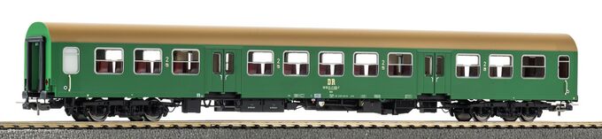 GER: Halberst&auml;dter Mitteleinstiegswg. gr&uuml;n 2. Kl. br. Dach DR IV, andere Nr.