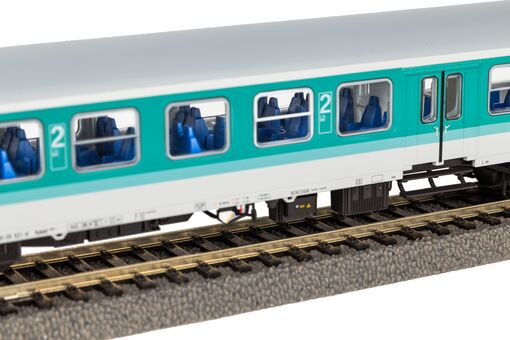 GER: Halberstädter Mitteleinstiegssteuerwagen mintgrün DB AG Ep. V