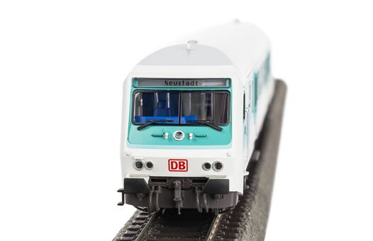 GER: Halberstädter Mitteleinstiegssteuerwagen mintgrün DB AG Ep. V