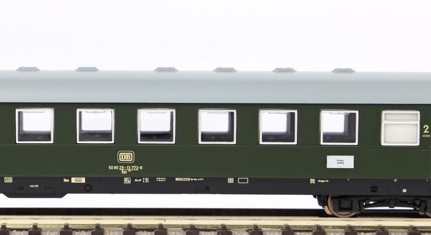 N Schürzeneilzugwagen 2. Klasse DB IV