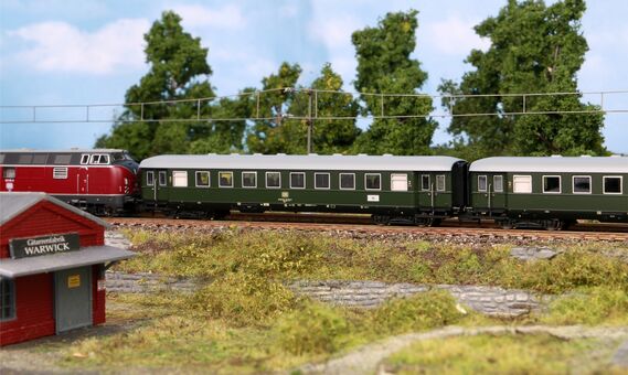 N Schürzeneilzugwagen 2. Klasse DB IV
