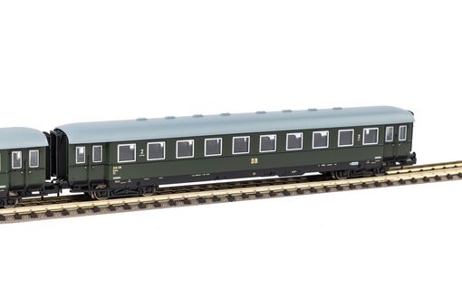 N 2er Set Schürzeneilzugwagen 1./2. Klasse + 2. Klasse DR III