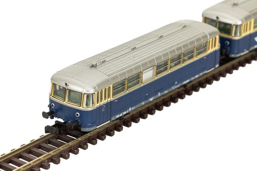 N Schienenbus 5081 mit Steuerwagen &Ouml;BB IV 2-tlg.