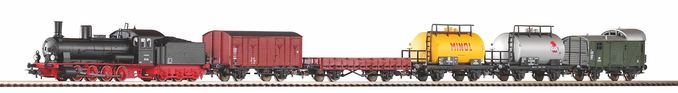 Starter Set Steam locomotive G7.1 with 5 Freight Cars DR, PIKO A-track w. Railbed