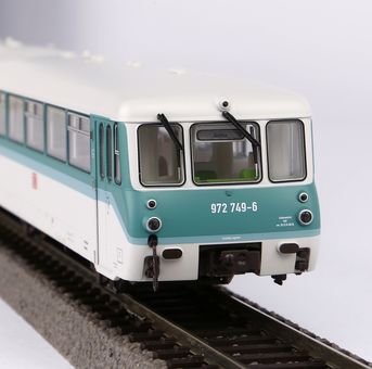 Railcar/Sound BR 772 + Control car DB AG V + PluX22 Dec.