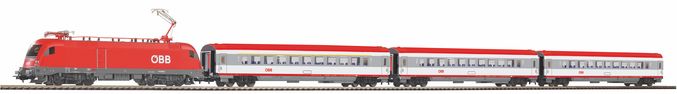 Starter Set Taurus ÖBB w. 3 IC Passenger cars, PIKO A-Track w. Railbed