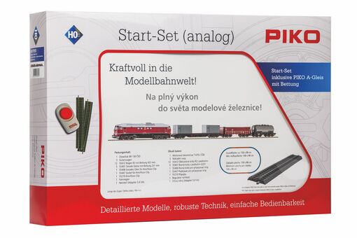 Start-Set mit Bettung BR 130 CSD + 3 Güterwagen