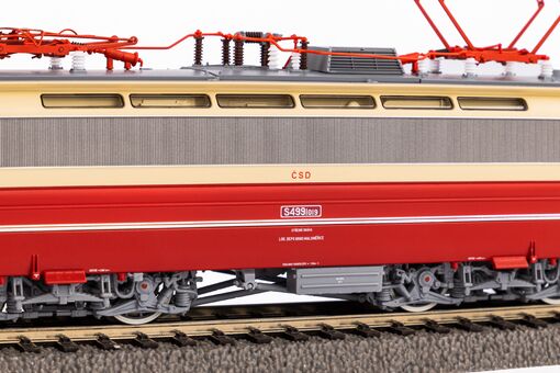 ~BR 240 Electric loco CSD IV Sound