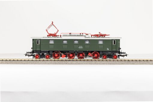 GER: Sound-E-Lok BR 152 DB IV inkl. PIKO Sound-Decoder