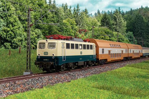 Sound-Exklusiv-Set 2024 zum Tag der Offenen Tür: E-Lok BR 140 Personenzug DB/DR IV Wechselstrom