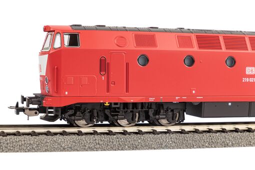 Sound-Diesellok BR 219 Licht oben mit Latz DB AG V, inkl. PIKO Sound-Decoder