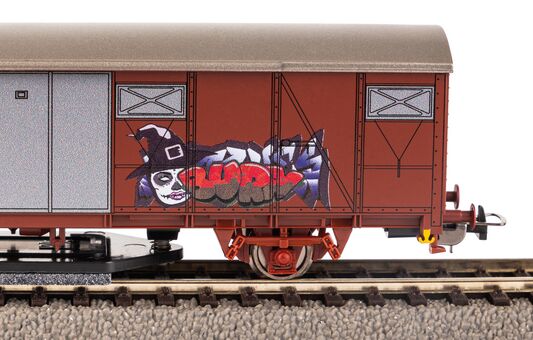 Schienenreinigungswagen FS V mit Graffiti