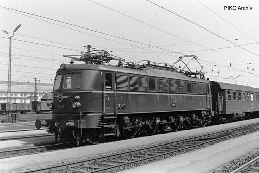 Sound-E-Lok Rh 1018 ÖBB III, inkl. PIKO Sound-Decoder