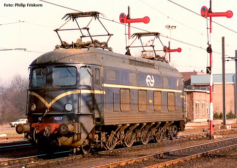 GER: ~E-Lok/Sound Rh 1000 blau NS IV + PluX22 Dec.